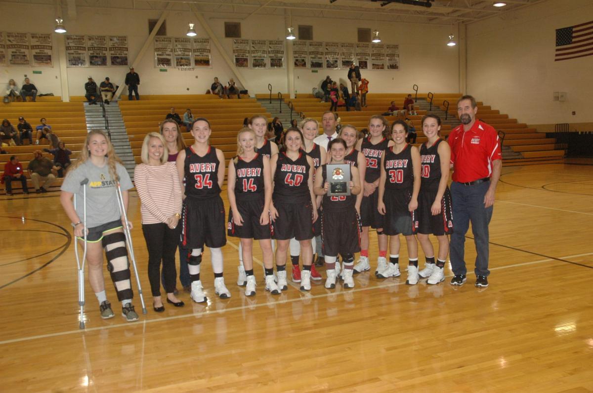 Lady Vikings Basketball Captures Draughn Christmas Tournament