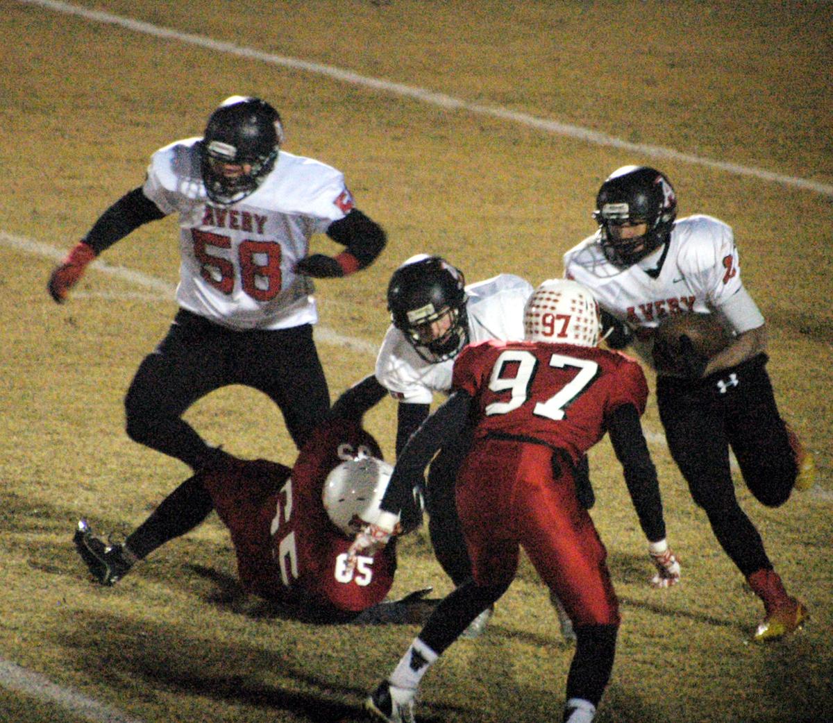 Avery Football Advances To Round Two With Win At East Surry