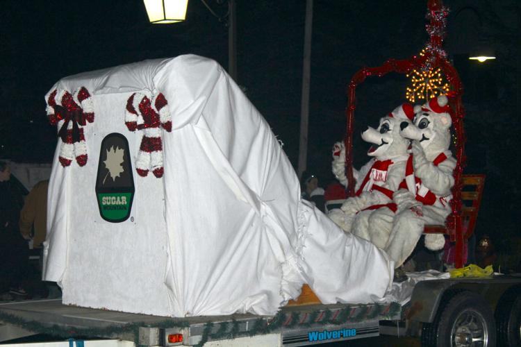 Photos from 2022 Banner Elk Christmas parade Community