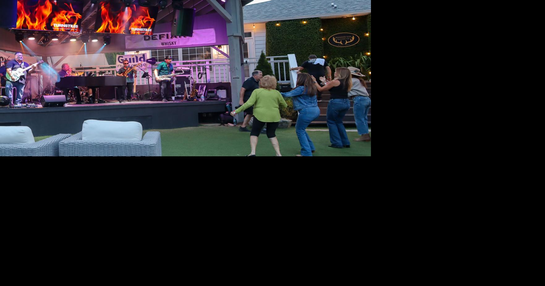 Turnstiles brings a night of fun and fundraising to Banner Elk