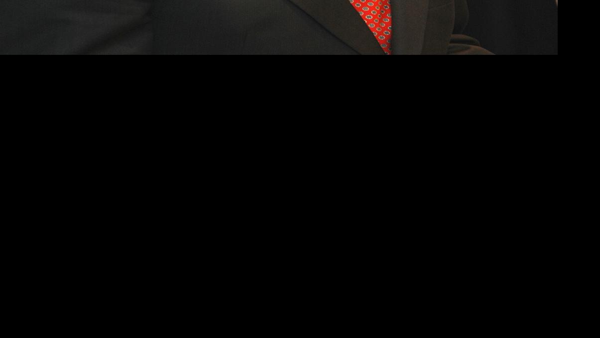 Group seeks to oust two Arizona Supreme Court justices