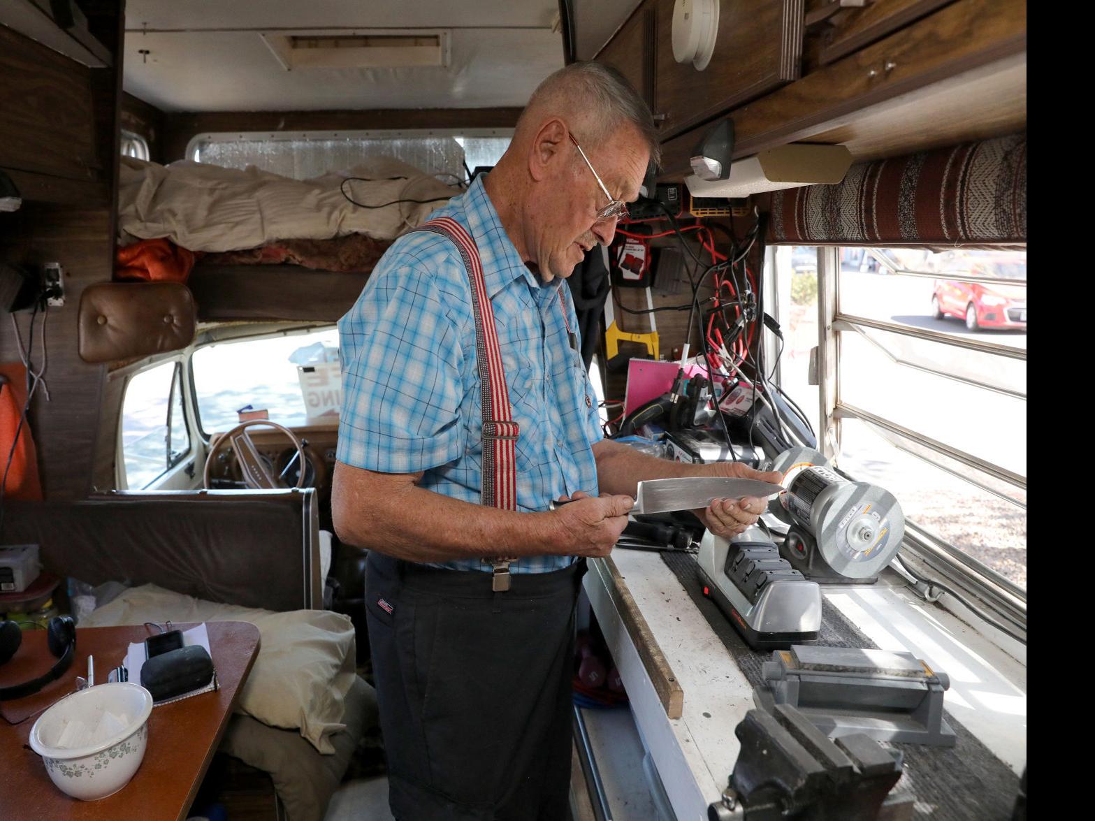 Flagstaff Man Keeps His Nose To The Grindstone Even At Age 80 Local Azdailysun Com