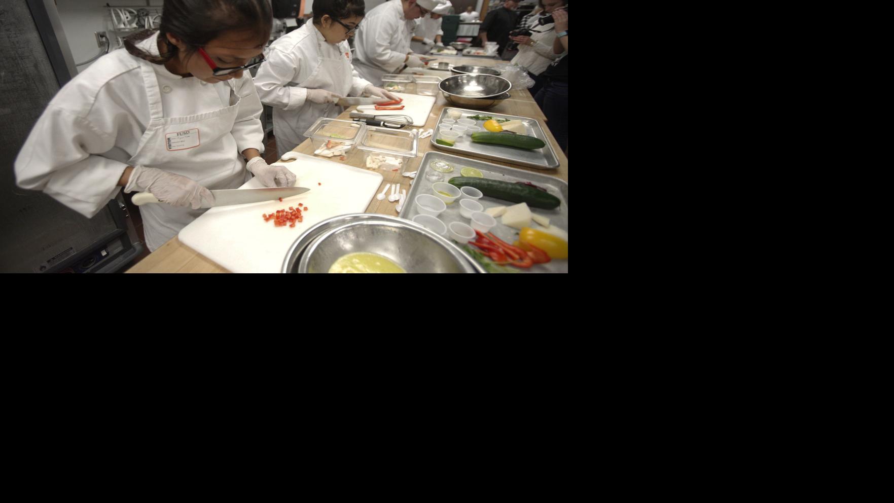 Flagstaff High culinary students prep for competition