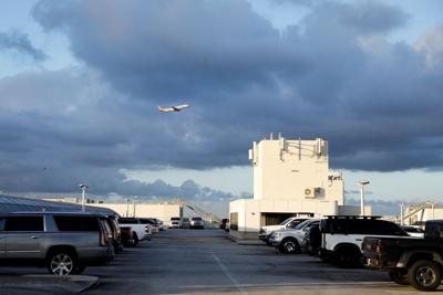 Federal Aviation Administration (FAA) slows the volume of airplane traffic over Florida