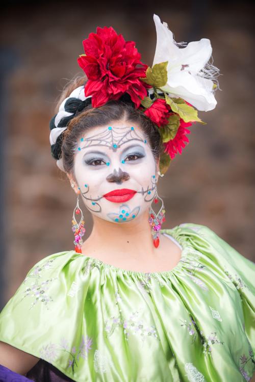 Folklorico Dancer (secondary image)