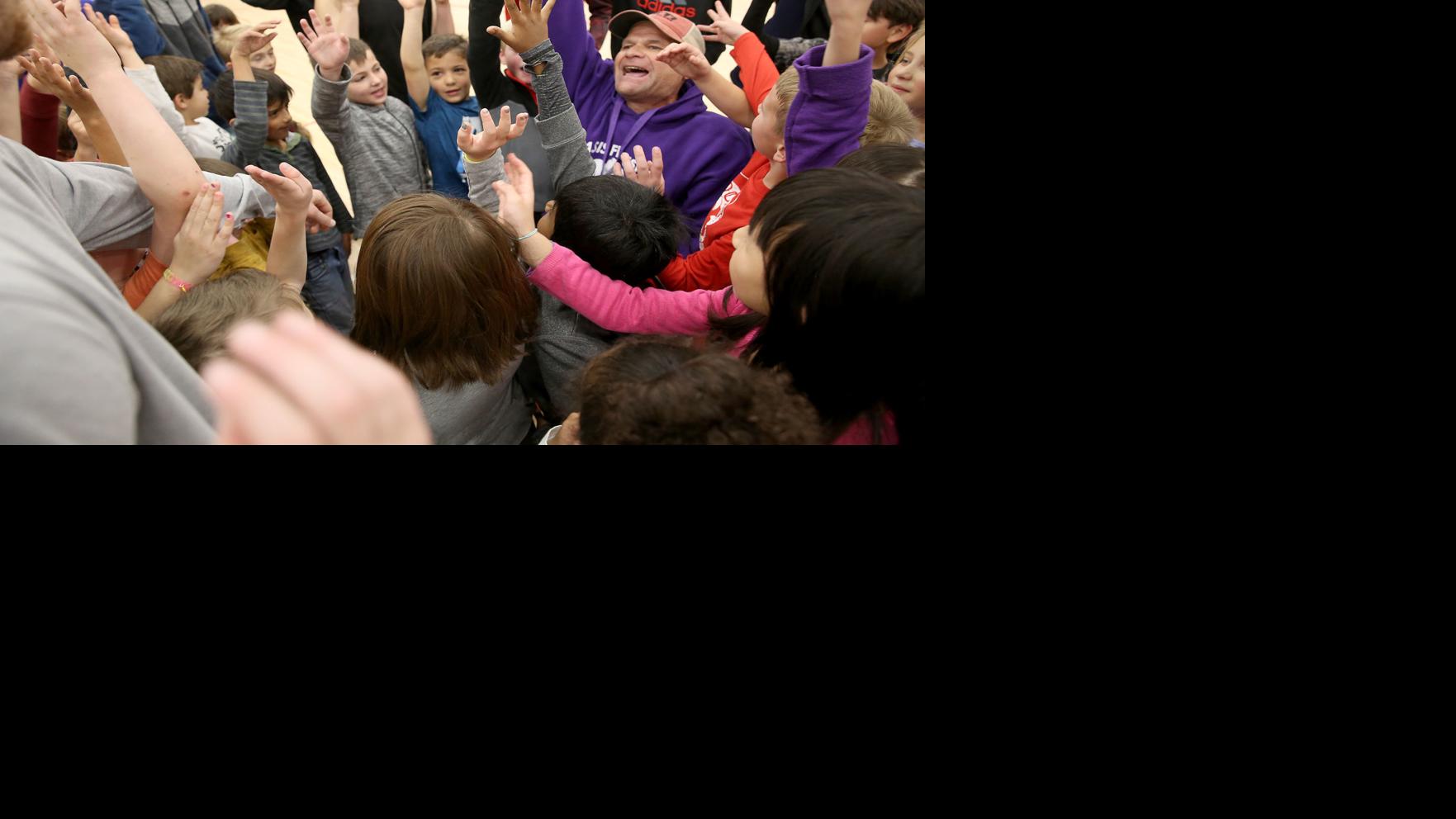 Basis high school students teach fitness to second graders