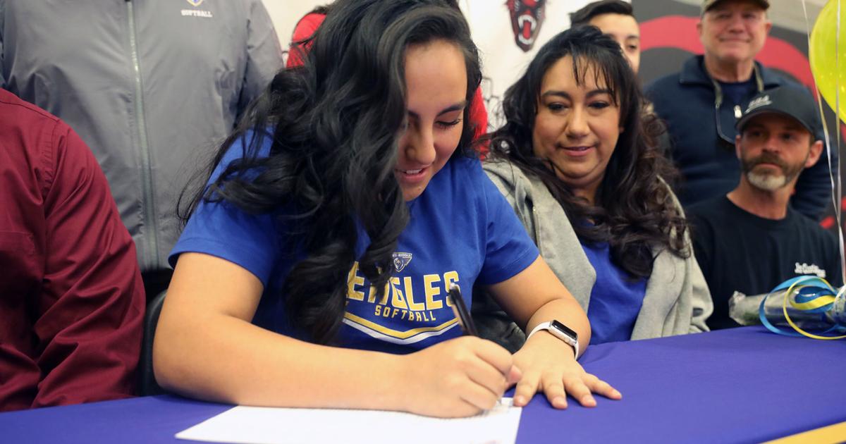 Coconino's Ashlyn Hernandez signs to play softball with Embry–Riddle ...