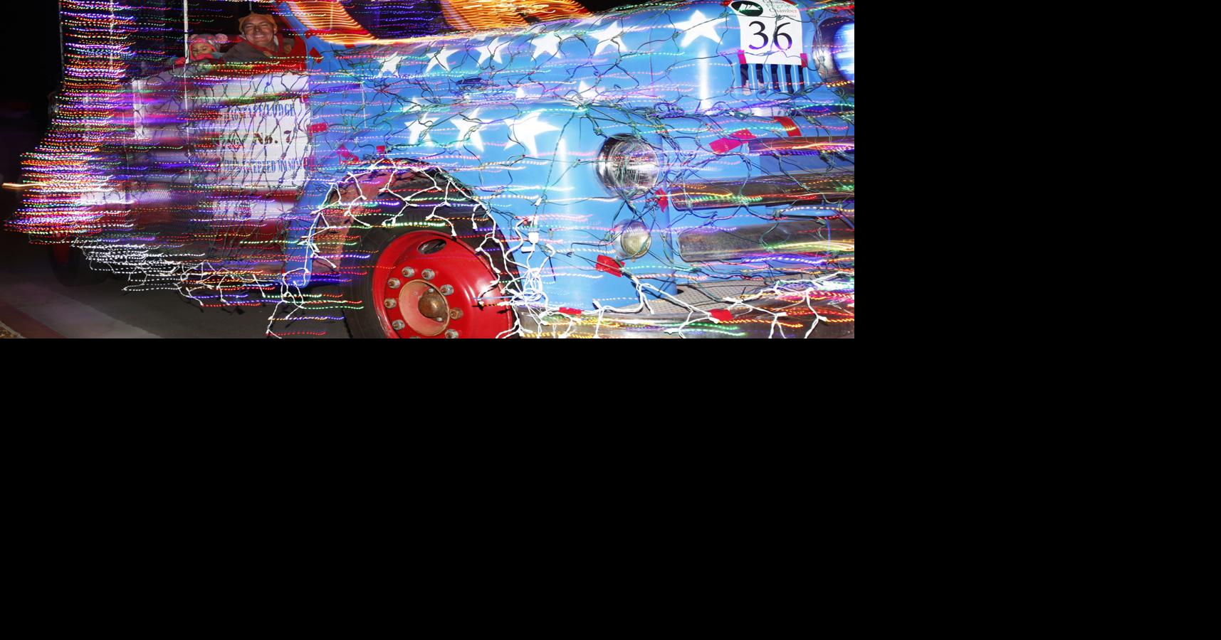 City Of Flagstaff Christmas Parade 2022 Annual Holiday Parade Of Lights To Twinkle Through Downtown Saturday |  Local | Azdailysun.com