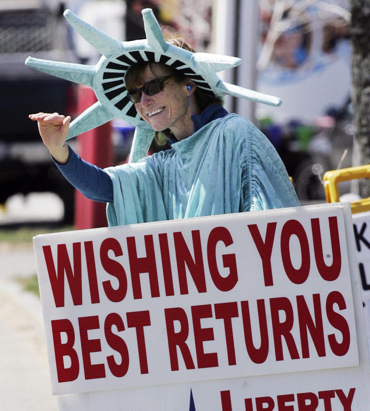 tax day | 5 things to kno... Tax Day