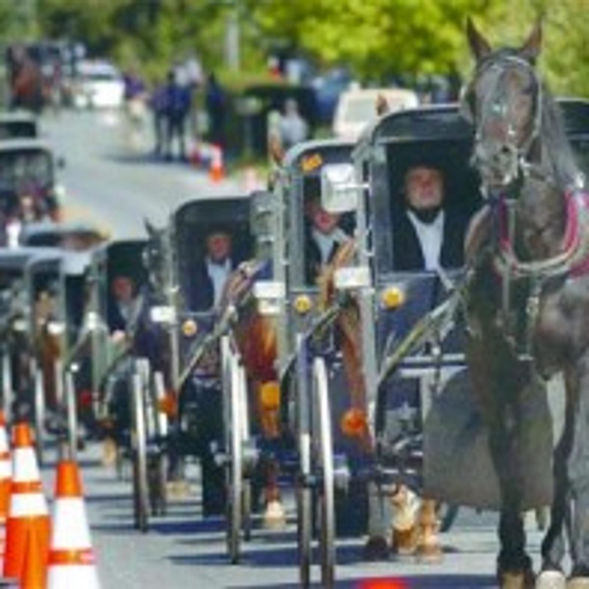 Pa Amish Community Buries School Shooting Victims National Azdailysun Com