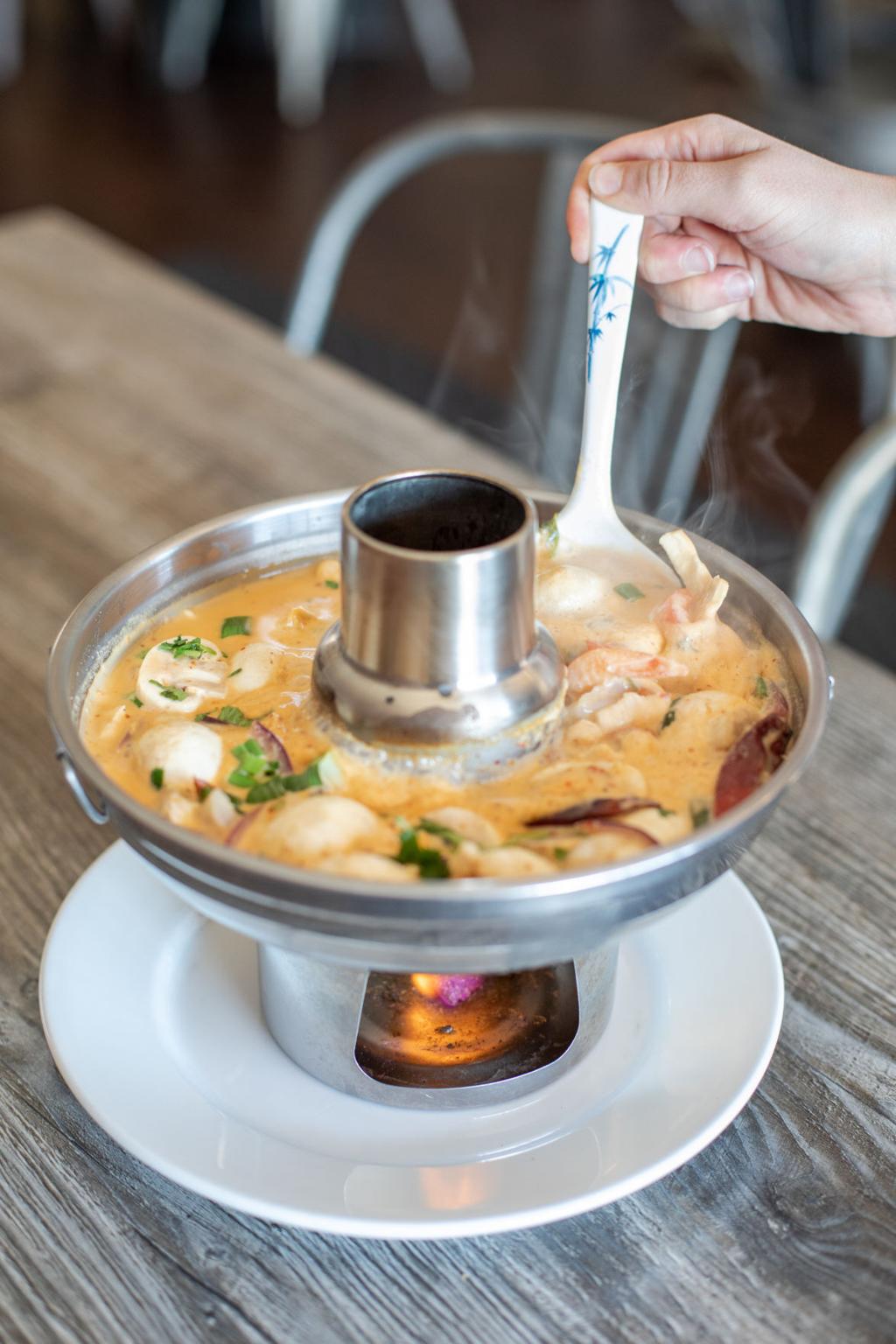 Pato Thai Offers Authentic And Comforting Meals As This Year S Best Thai Restaurant Azdailysun Com