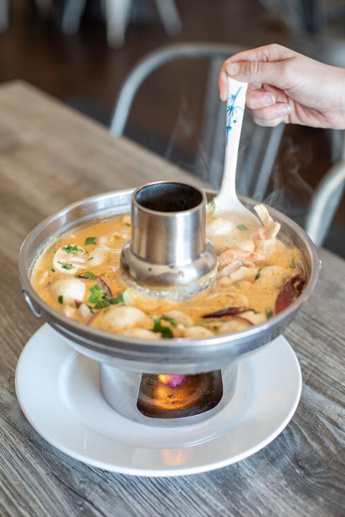 Pato Thai Offers Authentic And Comforting Meals As This Year S Best Thai Restaurant Azdailysun Com