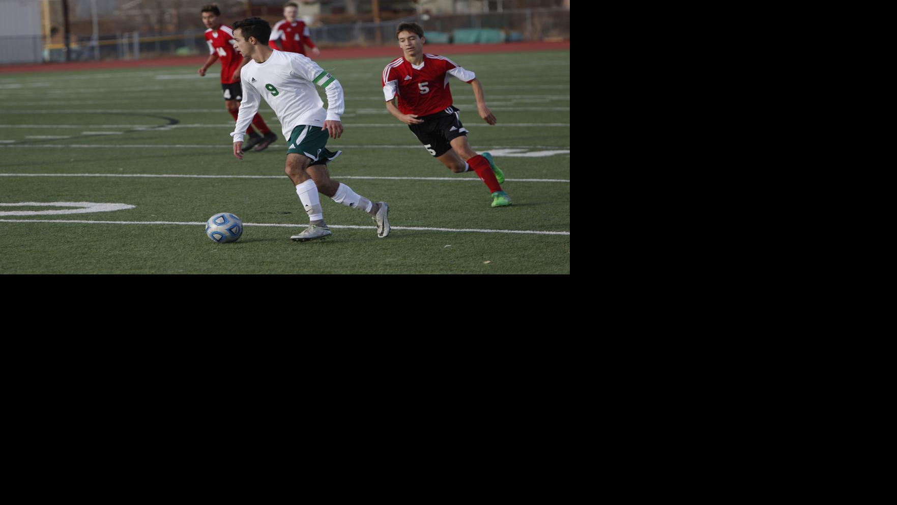 Flagstaff boys blank Coconino to open season, 3-0
