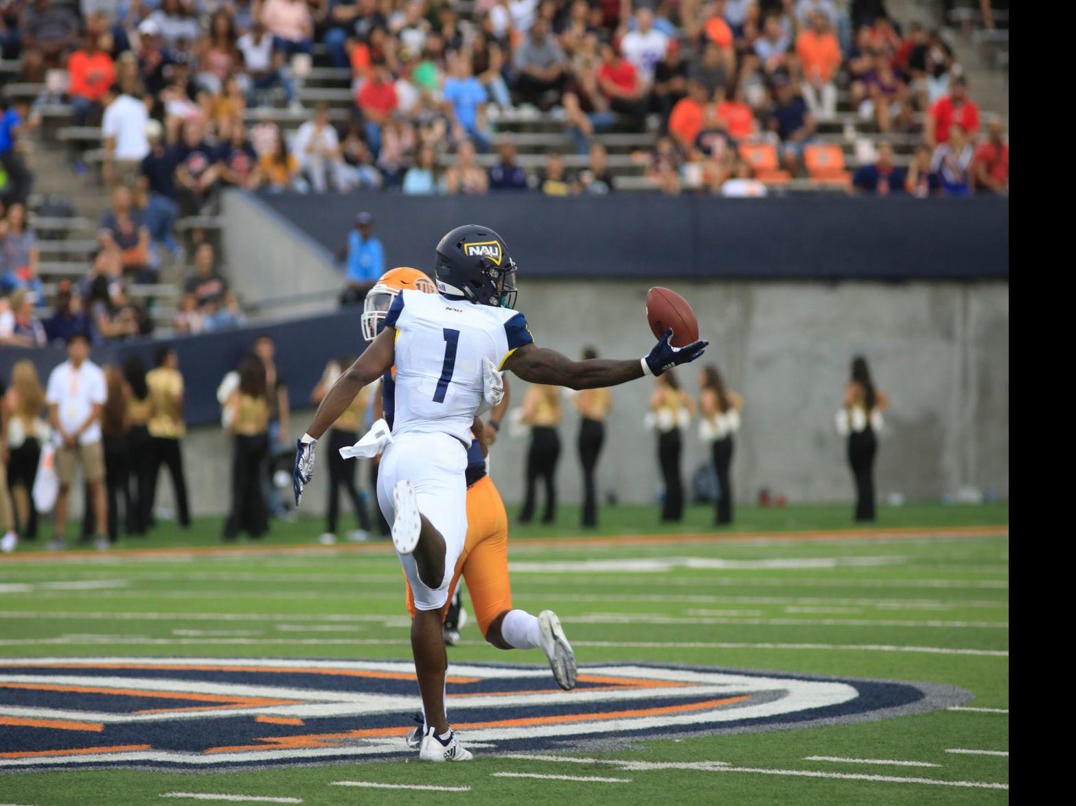 Nau Knocks Off Utep 30 10 For Program S First Fbs Win Since 2012