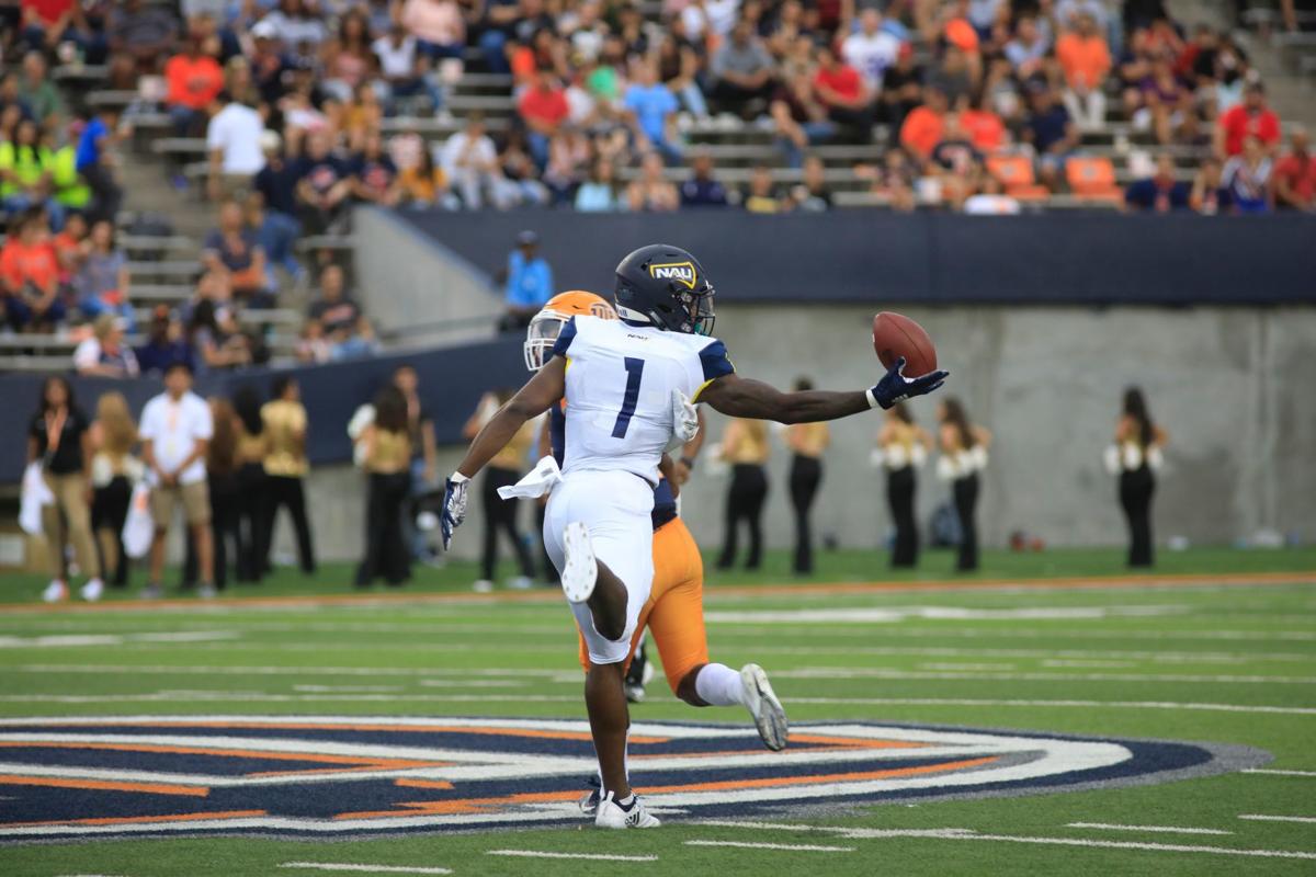 Nau Knocks Off Utep 30 10 For Program S First Fbs Win Since 2012