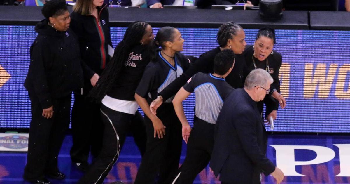 Dawn Staley and Geno Auriemma