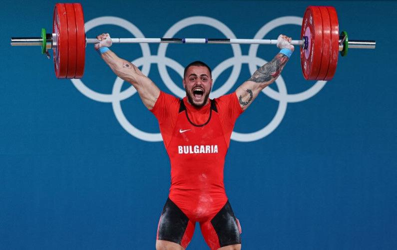 OlympicsWeightliftingBulgaria's Nasar takes men's 89kg gold with