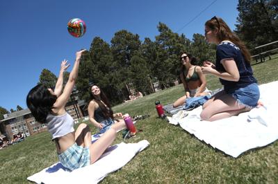 NAU Students Enjoy Warm Weather