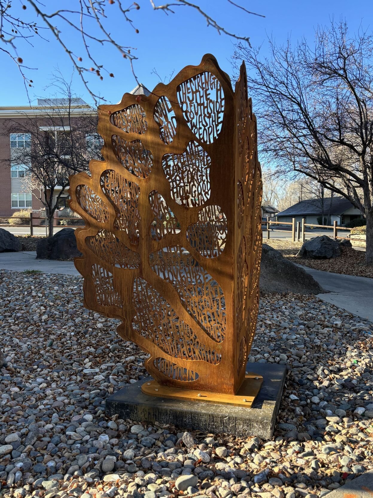 New sculpture, plaque honor history of Flagstaff's Southside | Local News |  azdailysun.com, image size:1247x1663