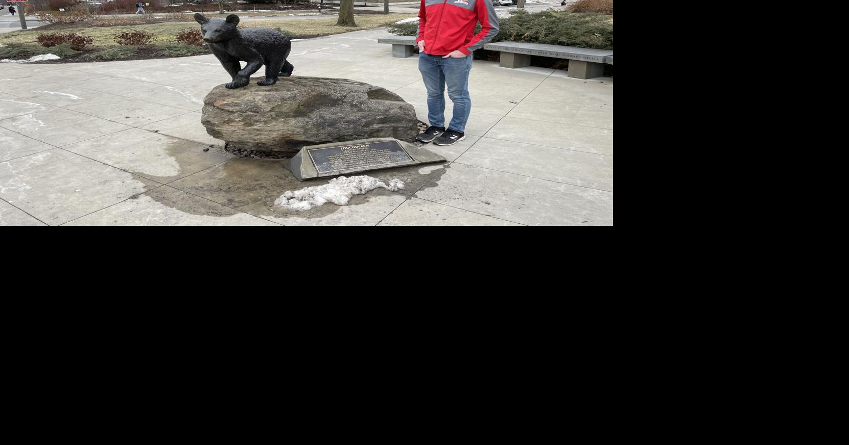 London Zoo: Touchdown the Big Red Bear