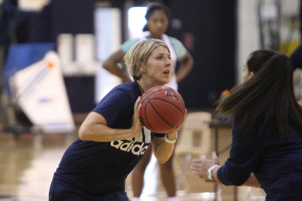 New Names Faces Fill Up Nau Women S Sideline And Roster Local