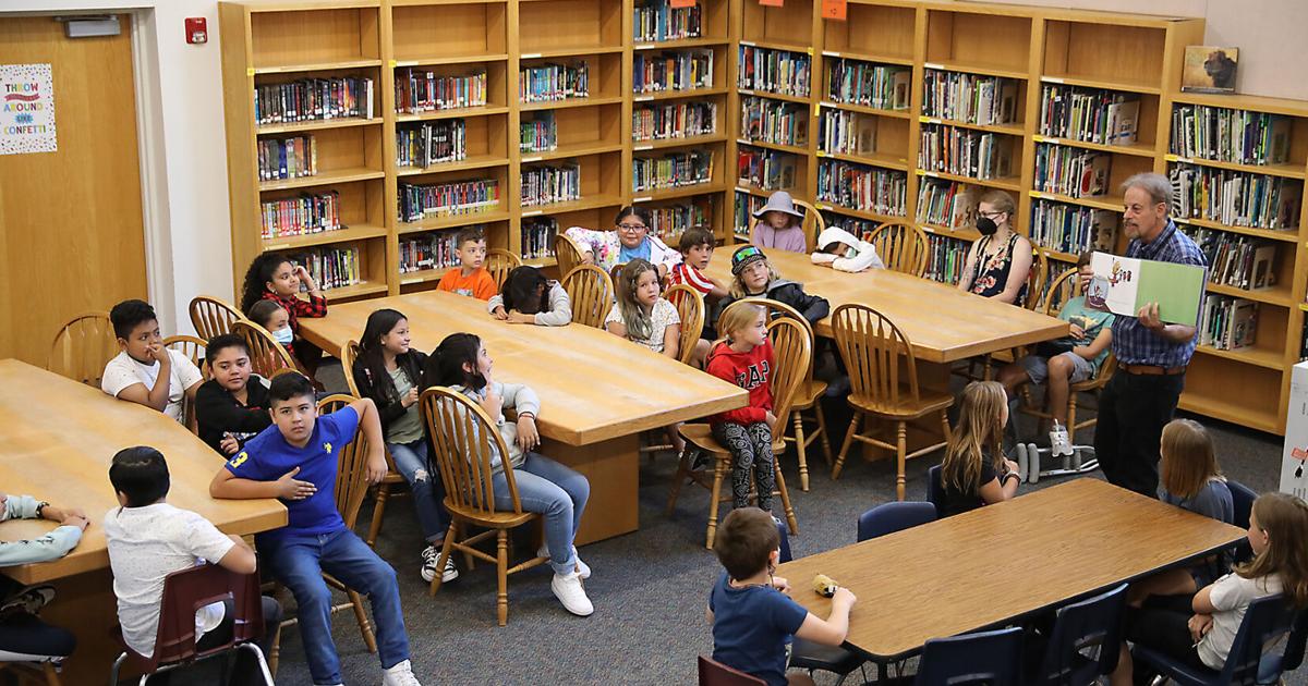FUSD approves calendar for 20242025 school, including Friday early