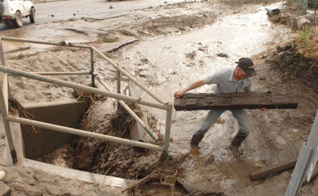 Joe Montana joins suit against San Francisco over sewage flood