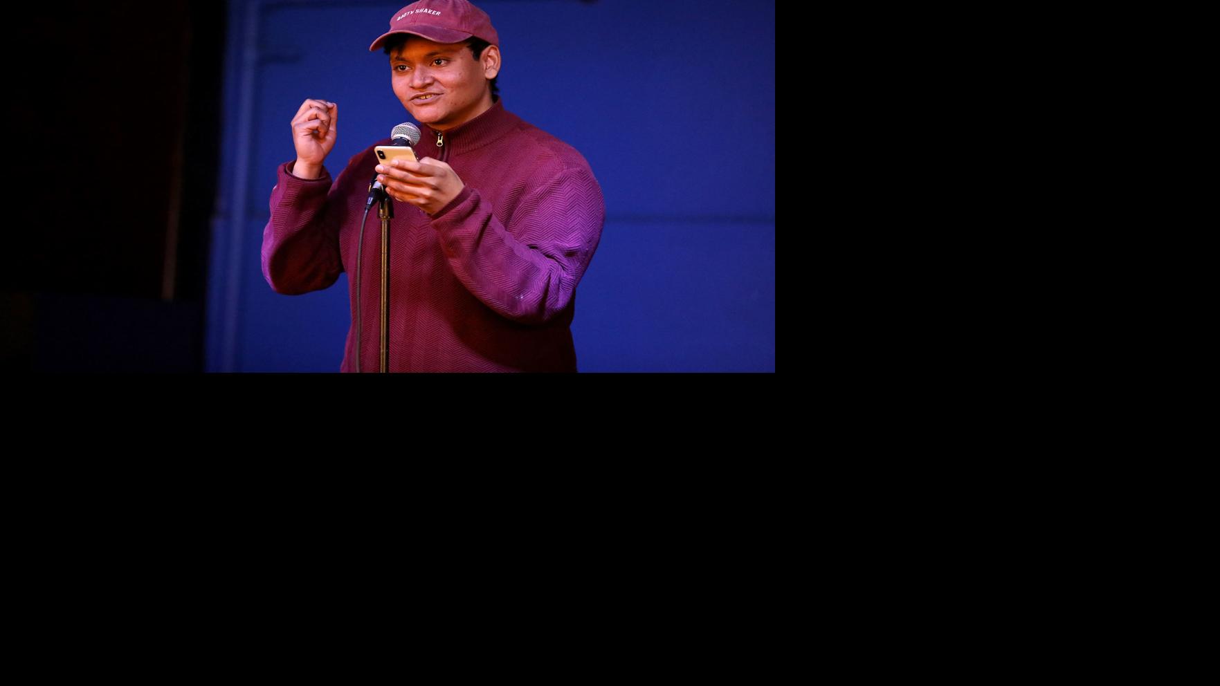 Slam poet in the wry: Flagstaff's Smalley wins over crowds with humor