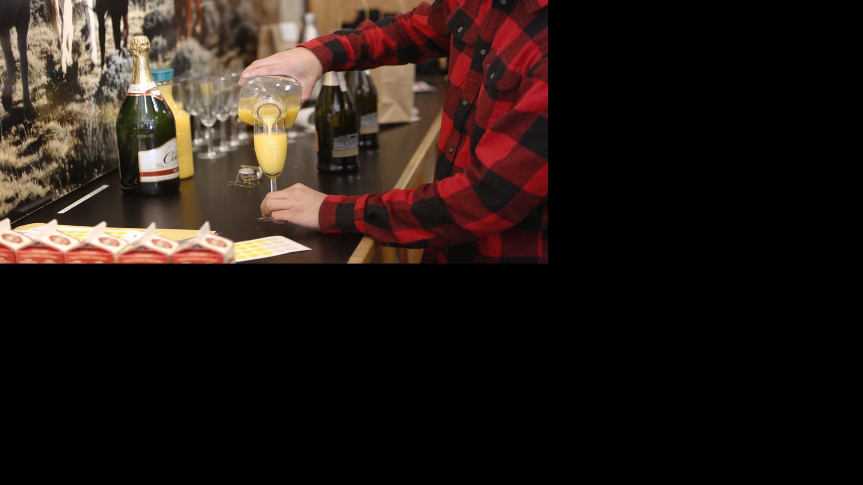 Downtown Flagstaff shoppers avoid long lines and early mornings with Slack Friday