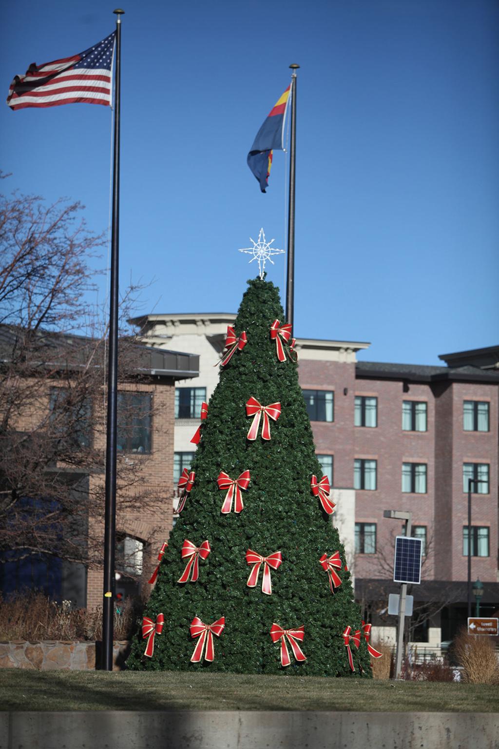 Photo Gallery Flagstaff Celebrates Christmas 2017 Local Azdailysun Com