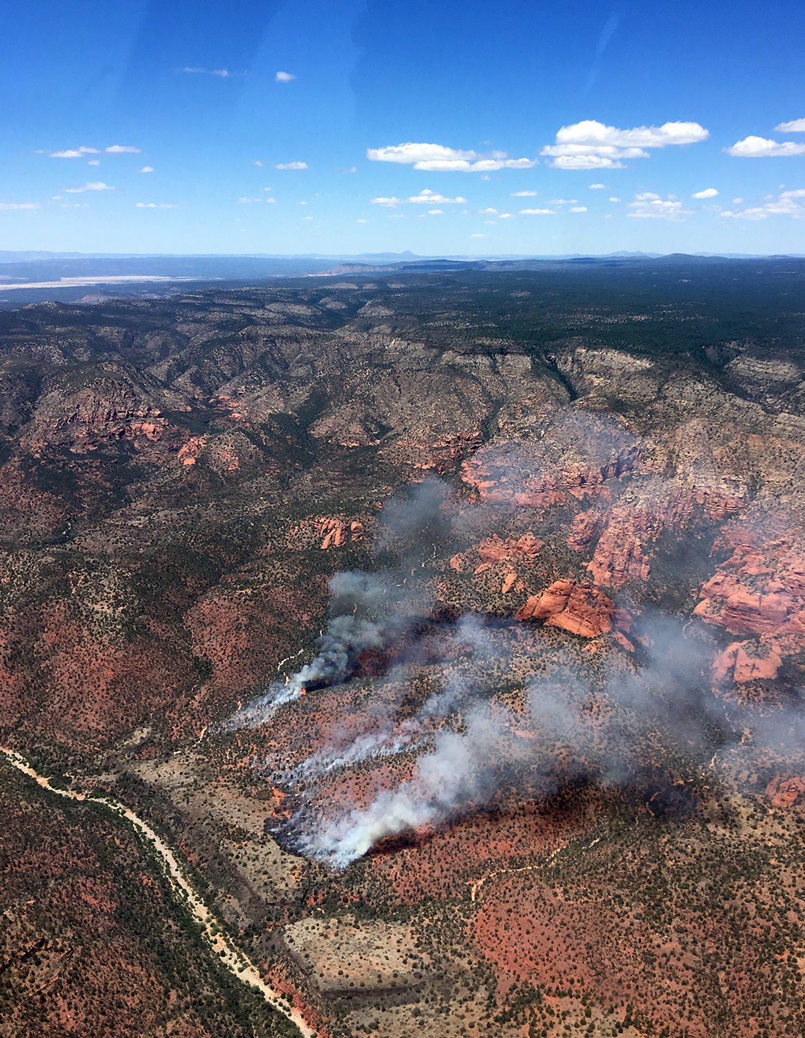 7 45 P M Update Sycamore Canyon Fire Burns 75 Acres Local Azdailysun Com