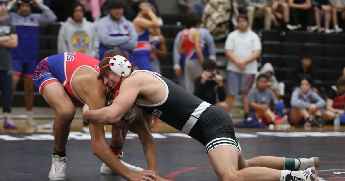 Cooper French de CHS nommé Athlète de l’année The Daily Sun Wrestling Cooper French de CHS nommé Athlète de l’année The Daily Sun Wrestling