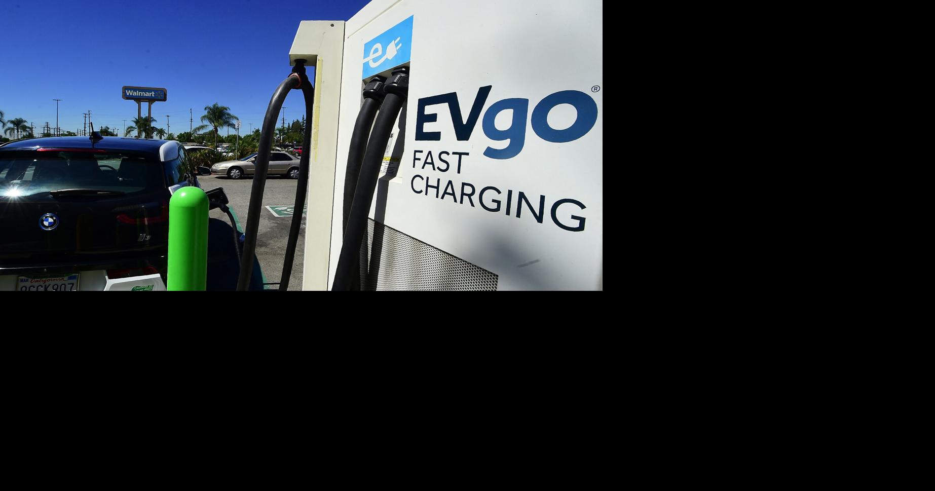 Walmart leapfrogs EV charging competitors with rapid buildout