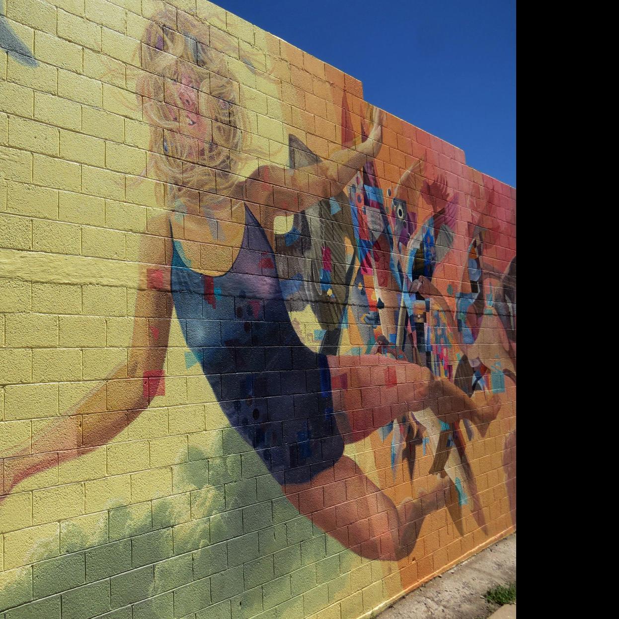 The Amazing Murals Of Downtown Flagstaff An Urban Hiking Guide Cover Story Azdailysun Com