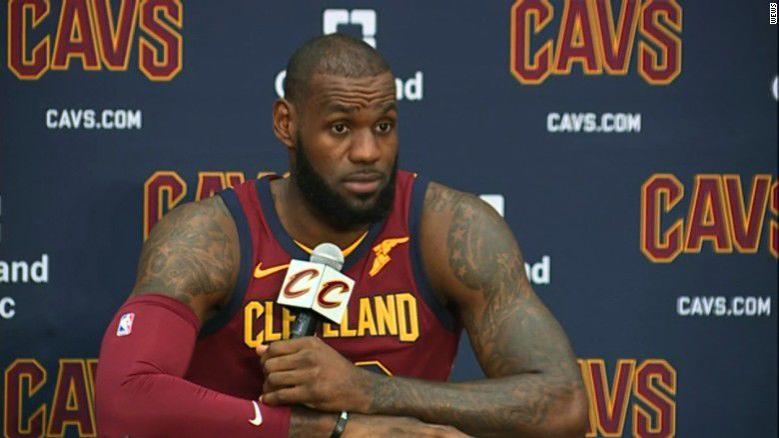 Trump at private dinner on NFL feud: 'It's really caught on'