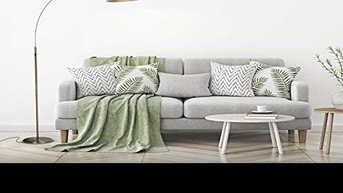 Amazon shoppers are loving this minimalist floor lamp