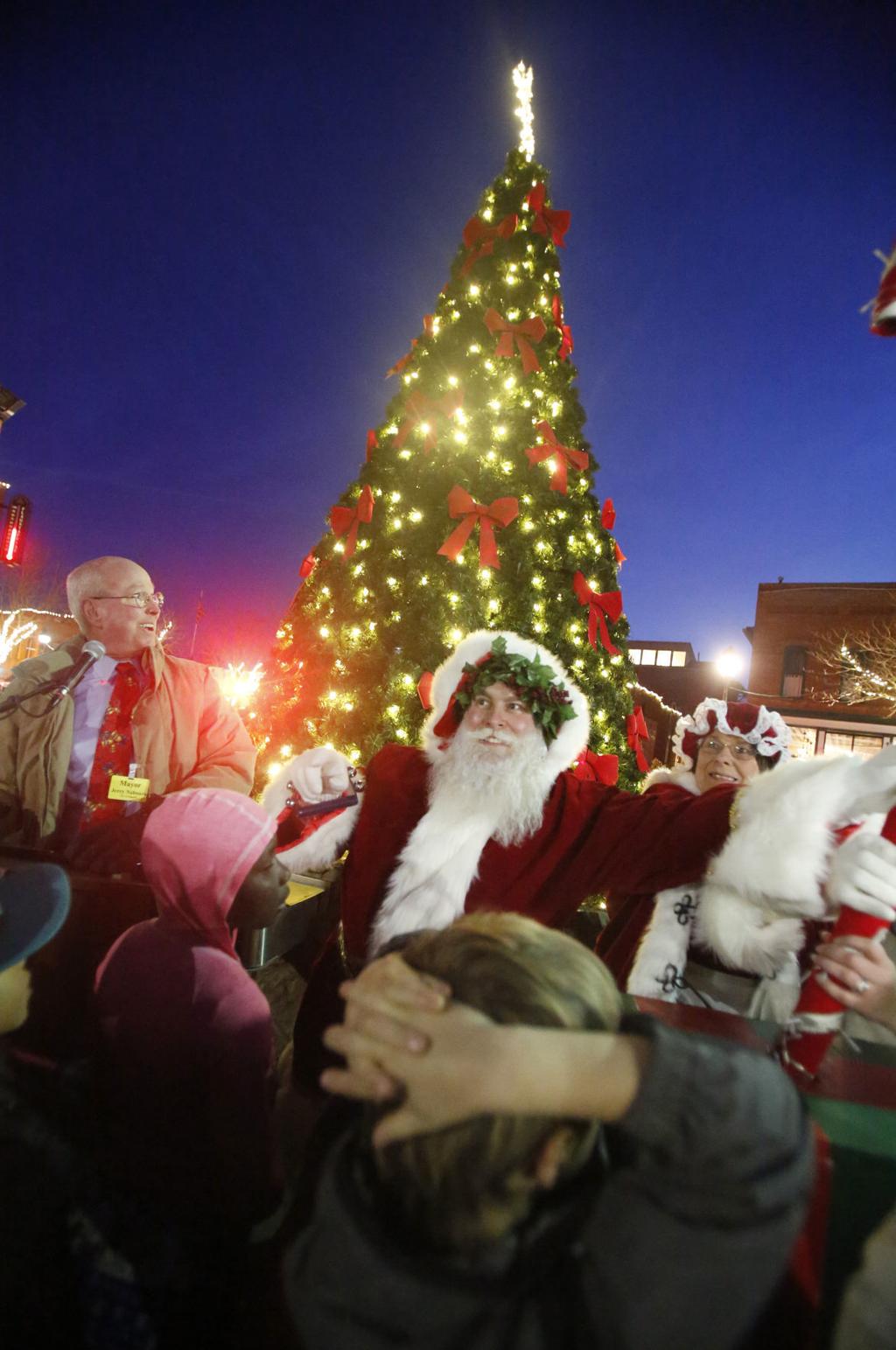 Around The Town Winter Wonderland And Tree Lighting Set For Weekend Local Azdailysun Com