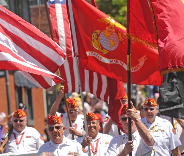 Armed forces remembrance day parade