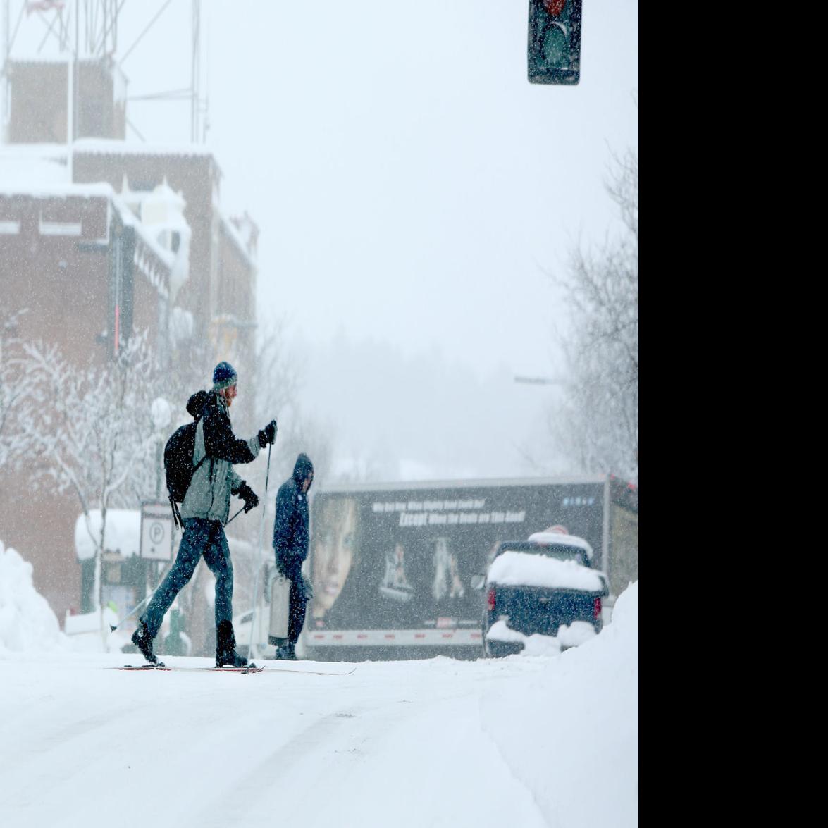 Record Flagstaff Snowfall Meant 12th Wettest January News Azdailysun Com Providing a local hourly flagstaff weather forecast of rain, sun, wind, humidity and temperature. record flagstaff snowfall meant 12th
