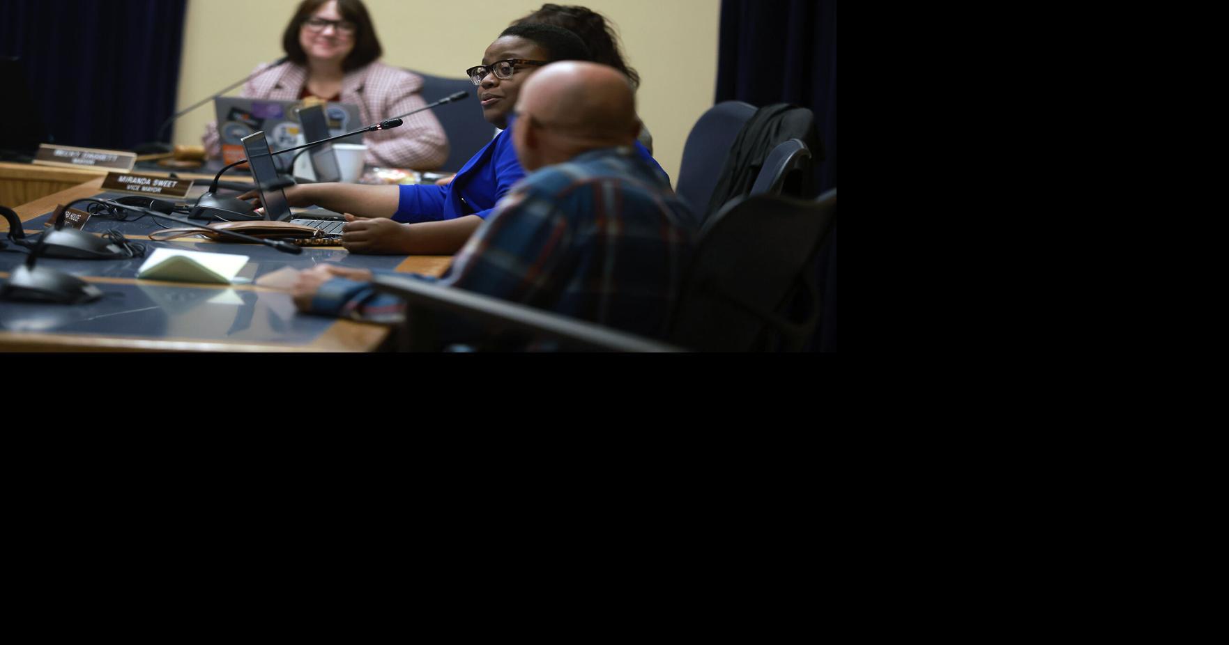 Council Vontes Unanimously for Moses Milazzo
