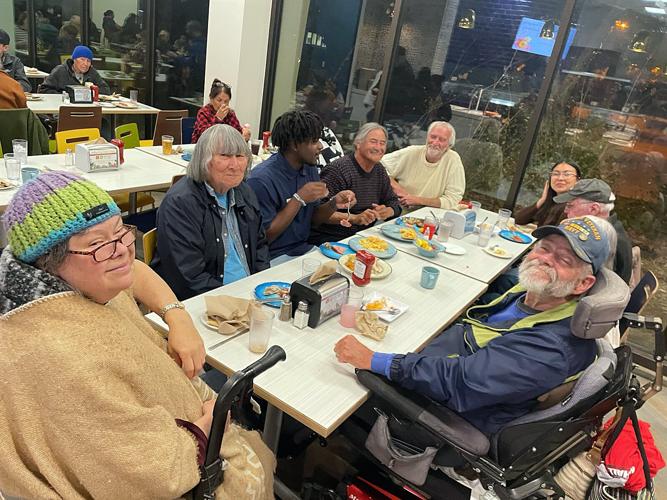 NAU Campus Dining hosts Flagstaff senior citizens for Thanksgiving meal