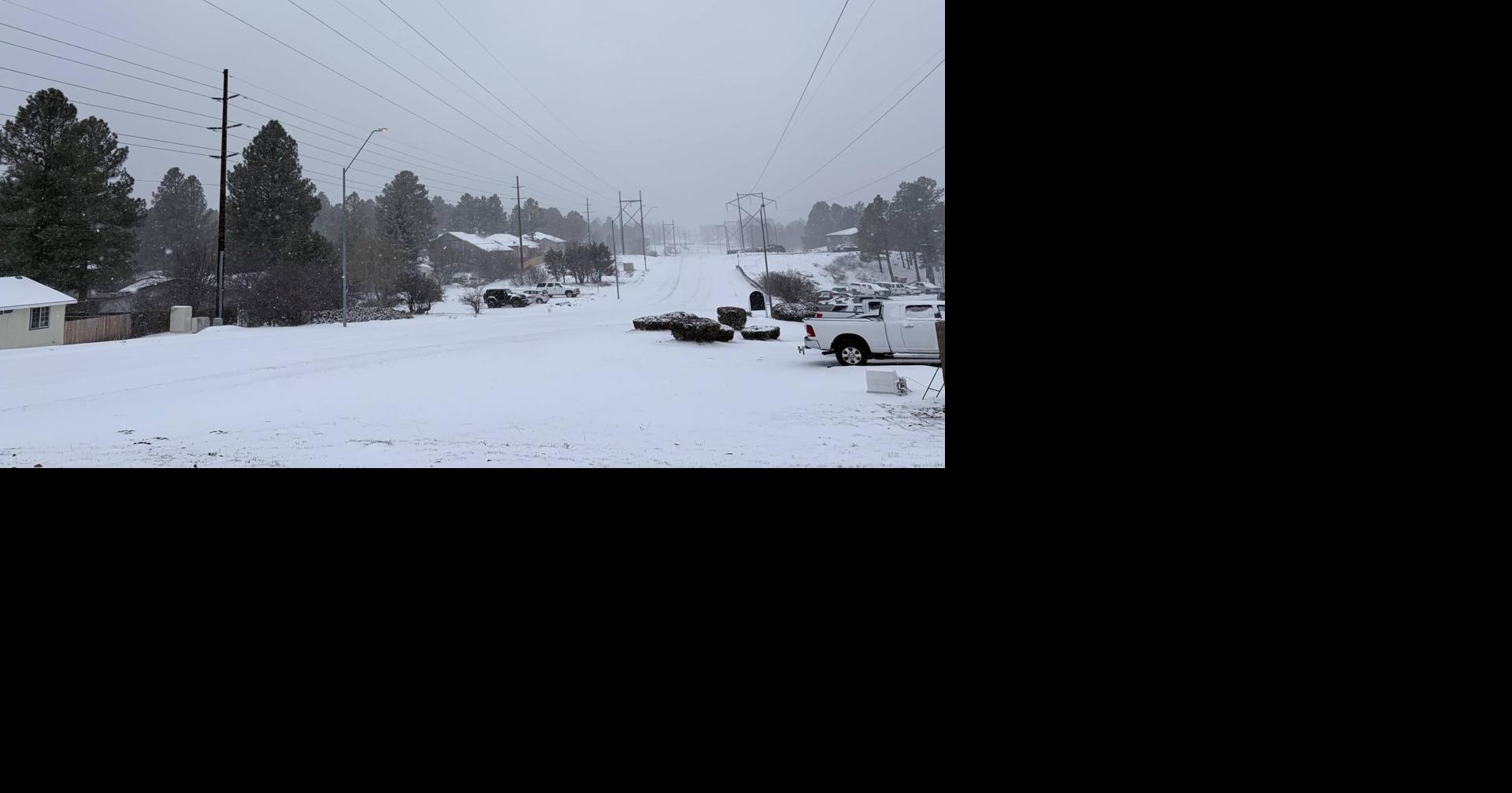 Winter weather updates: Southbound I-17 reopened following crash south of Munds Park