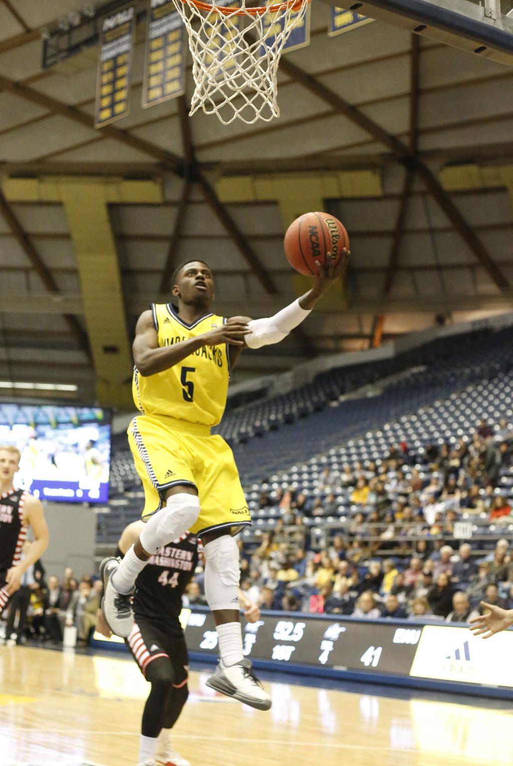 Eastern Washington S Outside Shooting Leads Way Past Nau 84 73