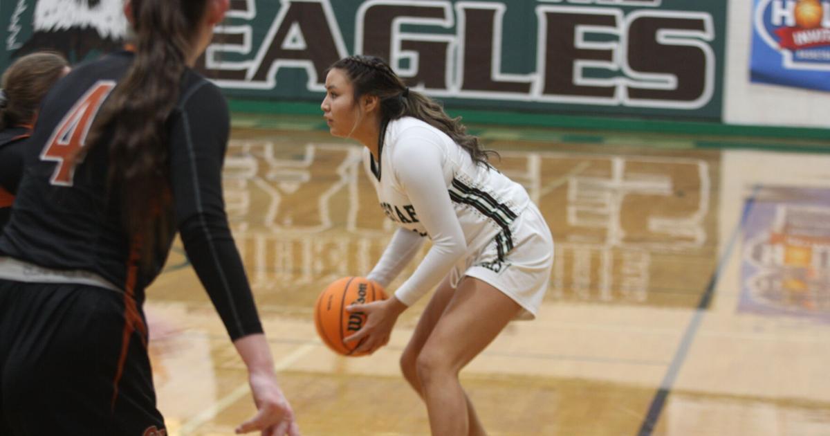 Flagstaff's Sage Begay named Daily Sun girls basketball athlete of the year