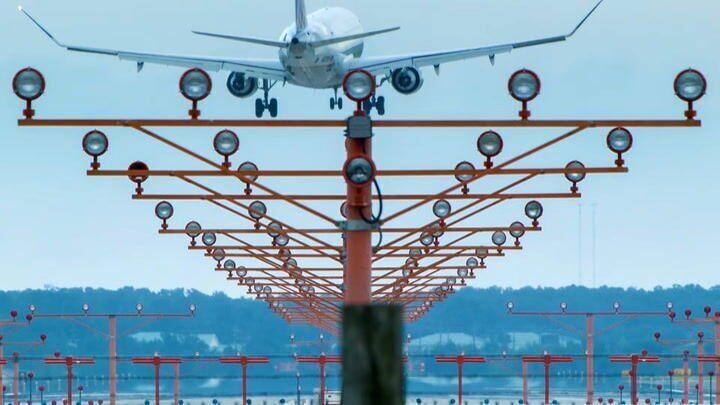 How to avoid travel delays this holiday season