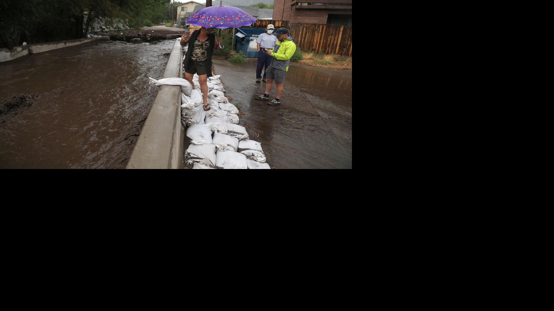 Flooding in Flagstaff Tuesday closes roads, clogs storm drains and leaves neighborhoods a 'muddy mess'