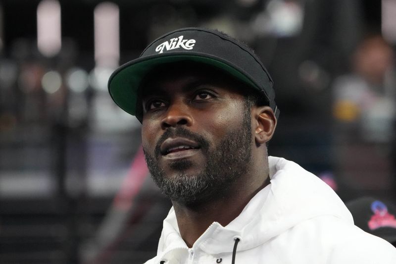 Michael Vick In Talks To Become Head Coach At Norfolk St ...