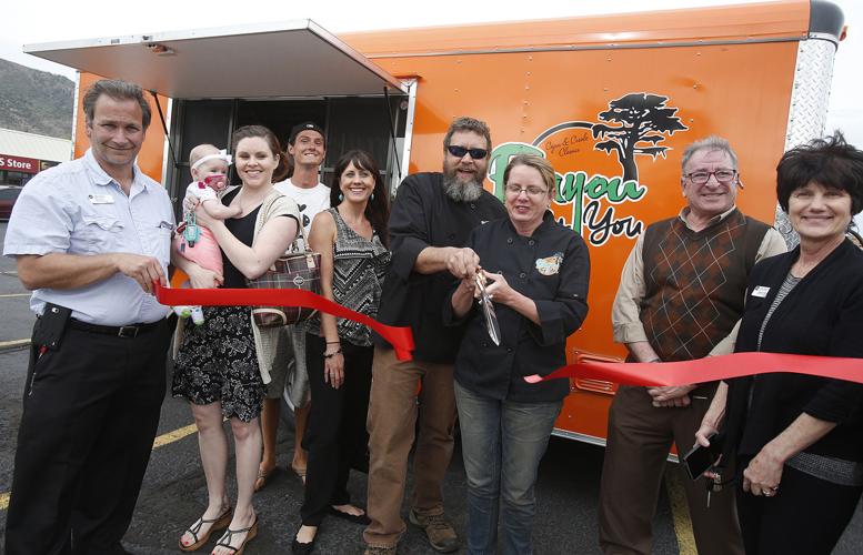 New Mobile Kitchen In Flagstaff Bringing The Bayou To You Local Azdailysun Com