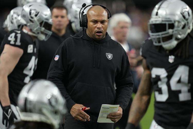 Vikings Raiders Football