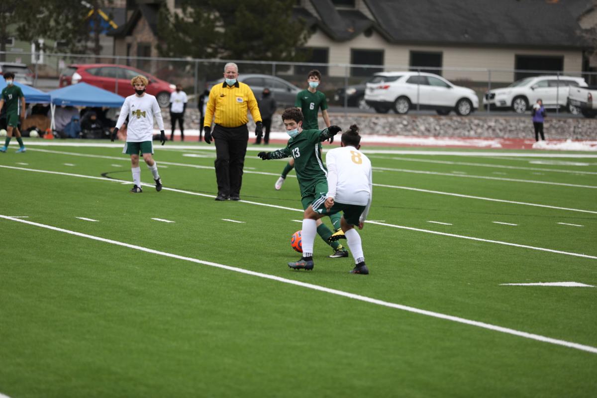 Flagstaff Boys Soccer Opens Season With 5 1 Win Over Mohave Local Azdailysun Com